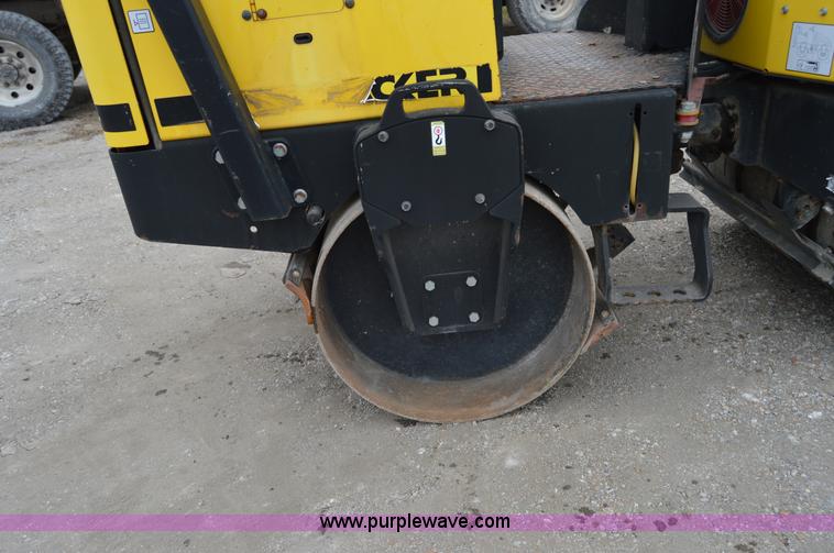 image for item H2849 Wacker RD11A double drum roller