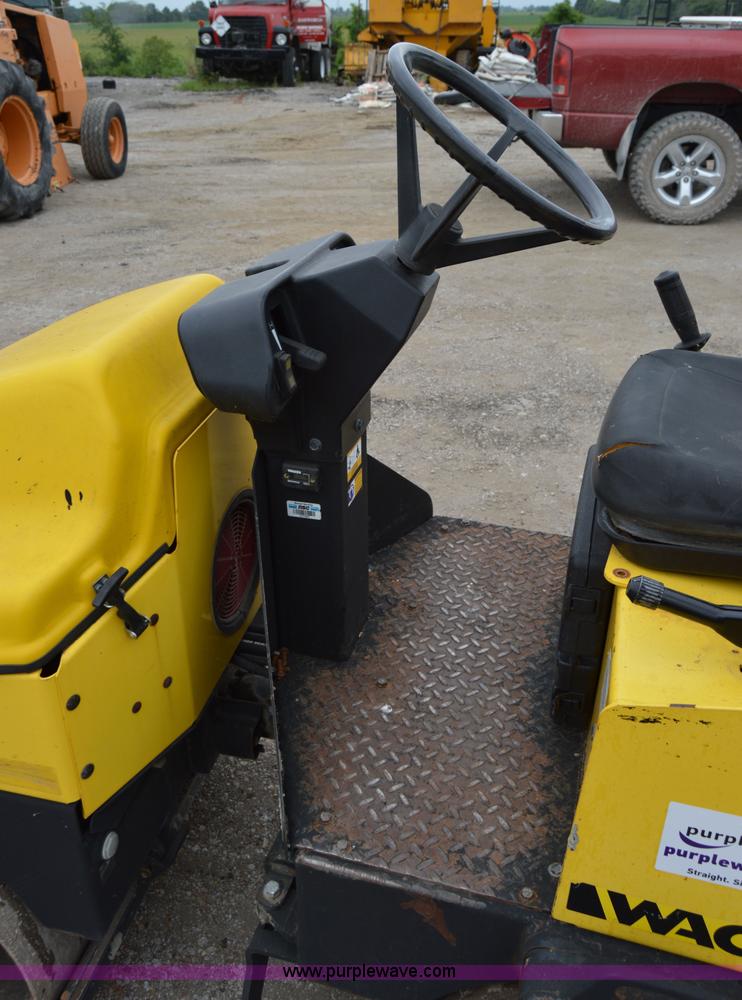 image for item H2849 Wacker RD11A double drum roller