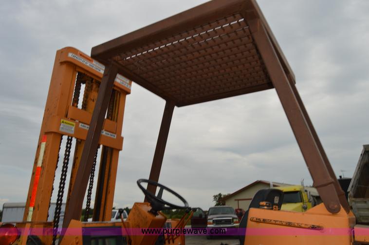 image for item H2850 Case 584E Construction King forklift