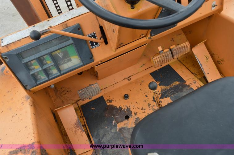 image for item H2850 Case 584E Construction King forklift