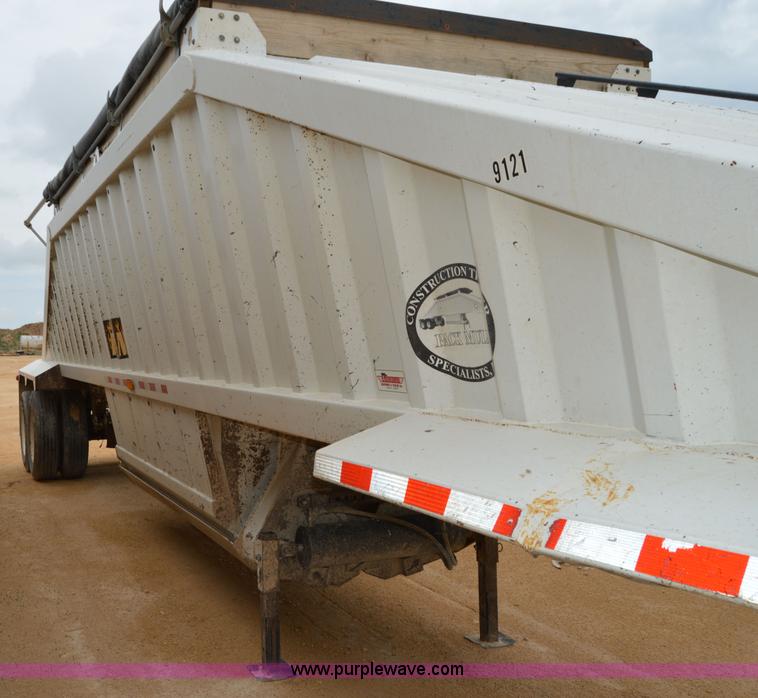 image for item H2973 2006 CTS BDT-40INS belly dump trailer