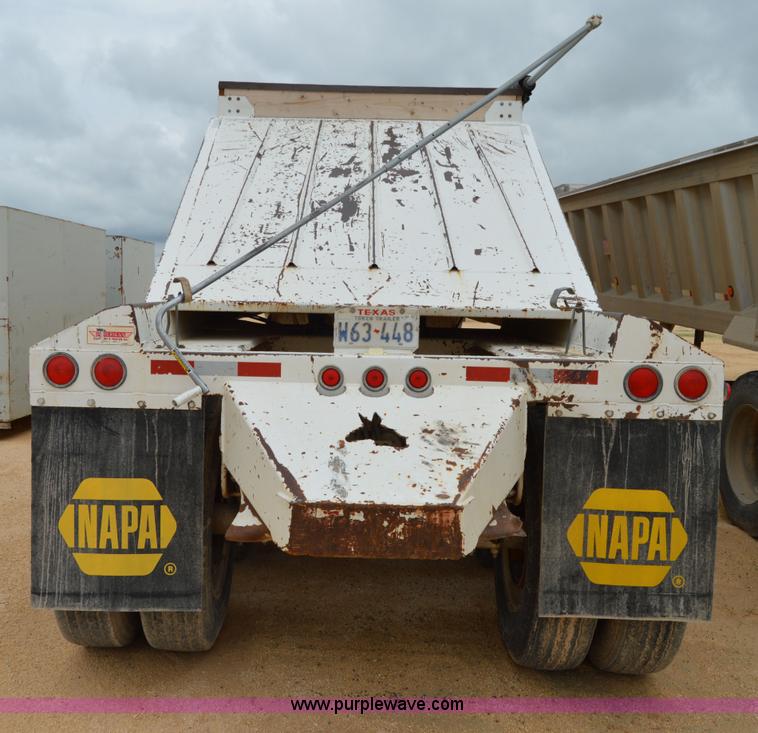 image for item H2973 2006 CTS BDT-40INS belly dump trailer