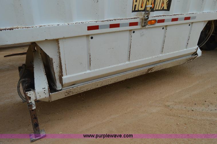 image for item H2973 2006 CTS BDT-40INS belly dump trailer