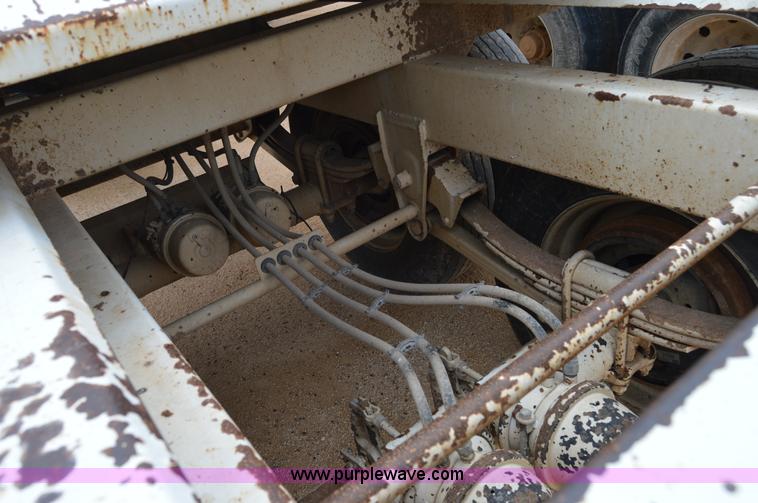 image for item H2973 2006 CTS BDT-40INS belly dump trailer