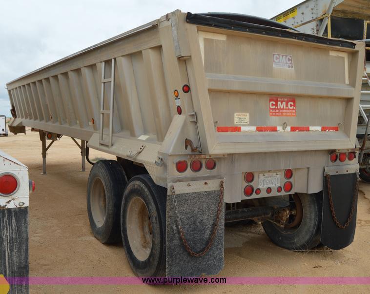 image for item H2974 2000 GMC Travis S/102 aluminum end dump trailer