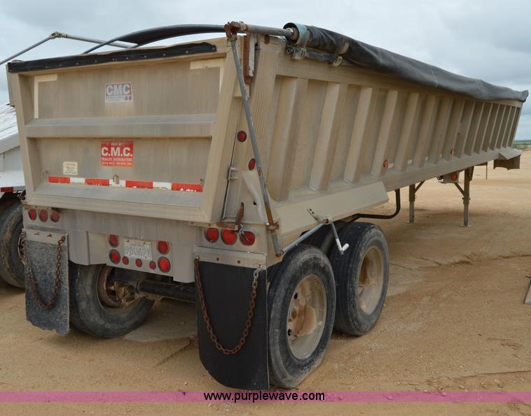 image for item H2974 2000 GMC Travis S/102 aluminum end dump trailer