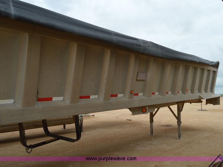 image for item H2974 2000 GMC Travis S/102 aluminum end dump trailer