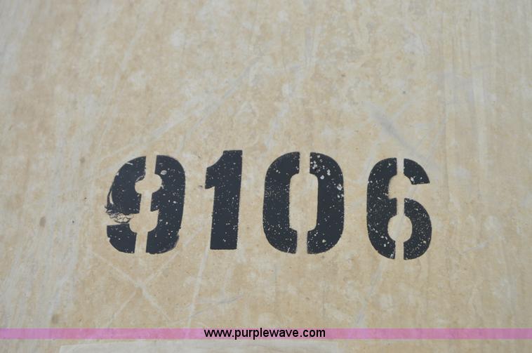 image for item H2974 2000 GMC Travis S/102 aluminum end dump trailer