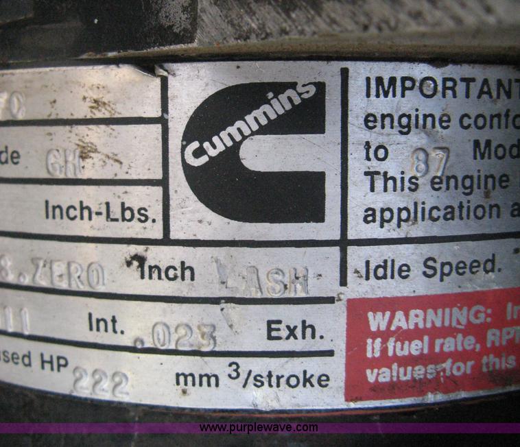 image for item H5280 1988 Peterbilt 357 semi truck