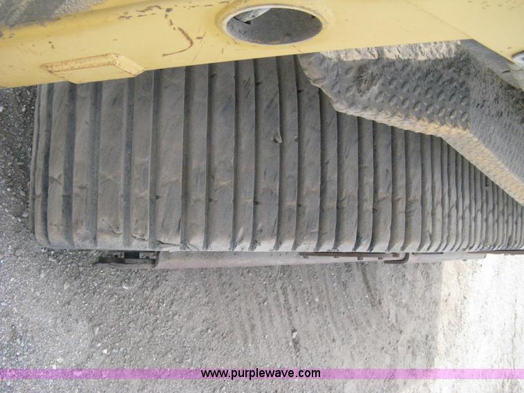 image for item H5300 1999 ASV HD4520 skid steer