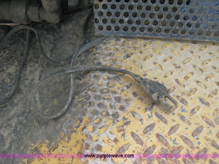 image for item H5300 1999 ASV HD4520 skid steer