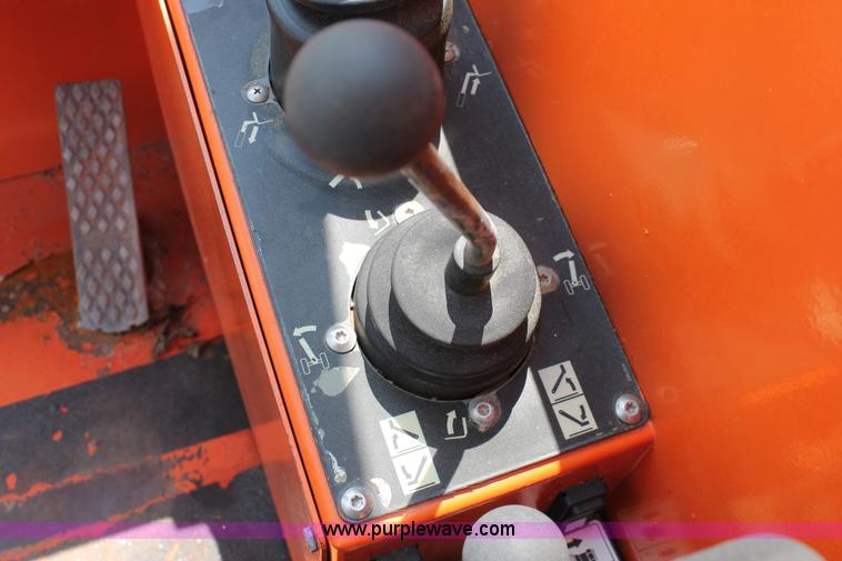 image for item H5627 2001 SkyTrak 10054 Legacy Series telehandler