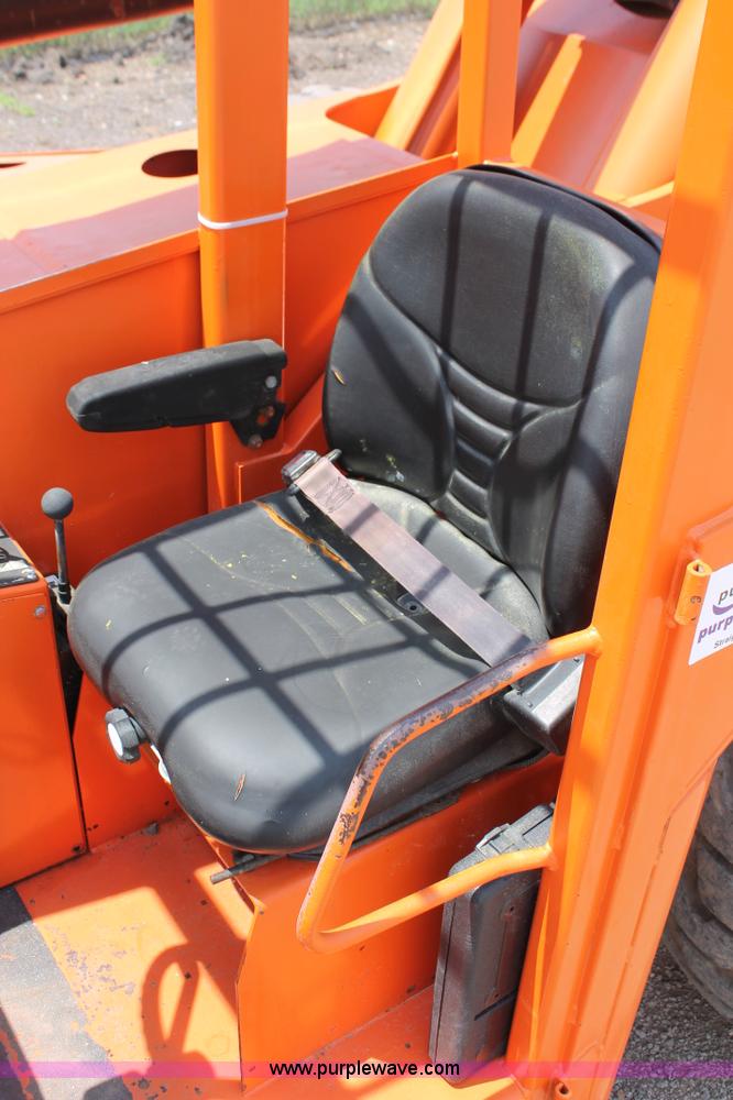 image for item H5627 2001 SkyTrak 10054 Legacy Series telehandler