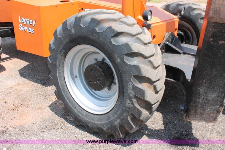 image for item H5627 2001 SkyTrak 10054 Legacy Series telehandler
