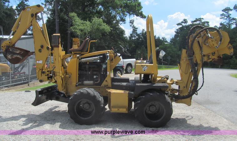 image for item H8872 2005 Vermeer RT650 trencher