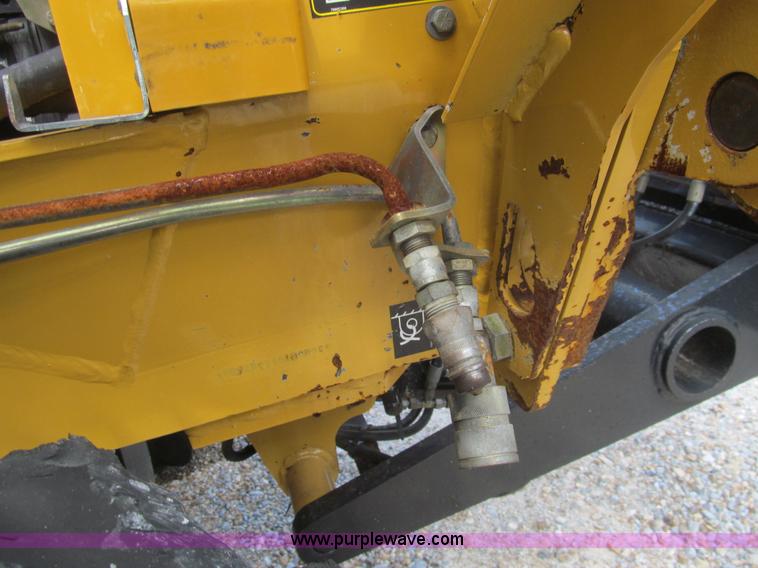 image for item H8872 2005 Vermeer RT650 trencher