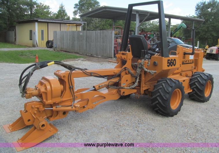 image for item H8873 2002 Case 560 trencher