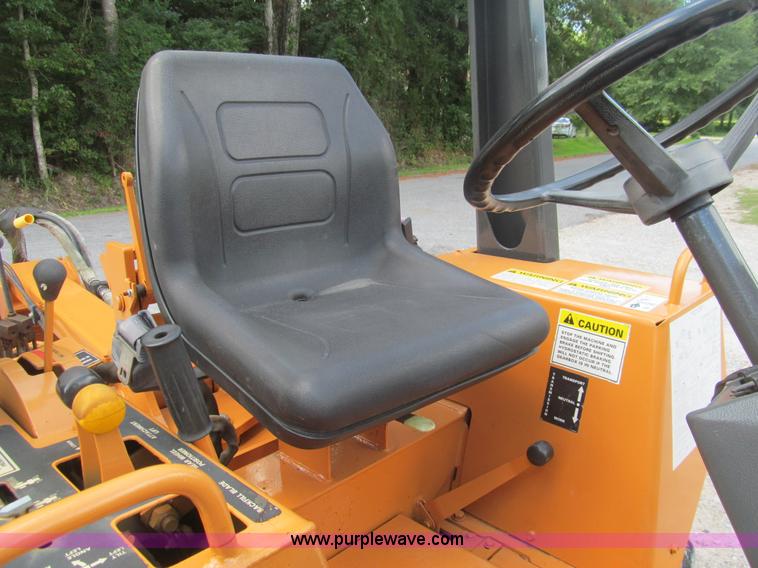 image for item H8873 2002 Case 560 trencher