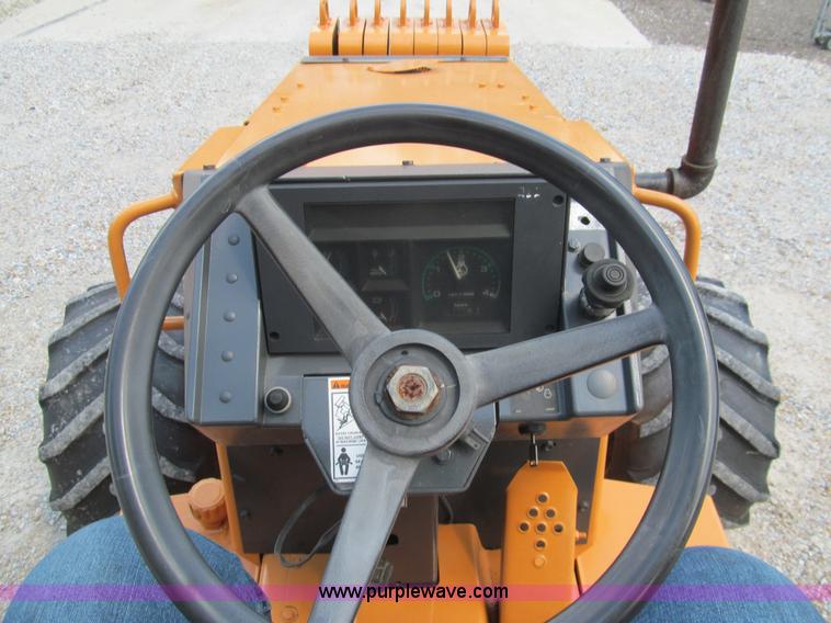 image for item H8873 2002 Case 560 trencher