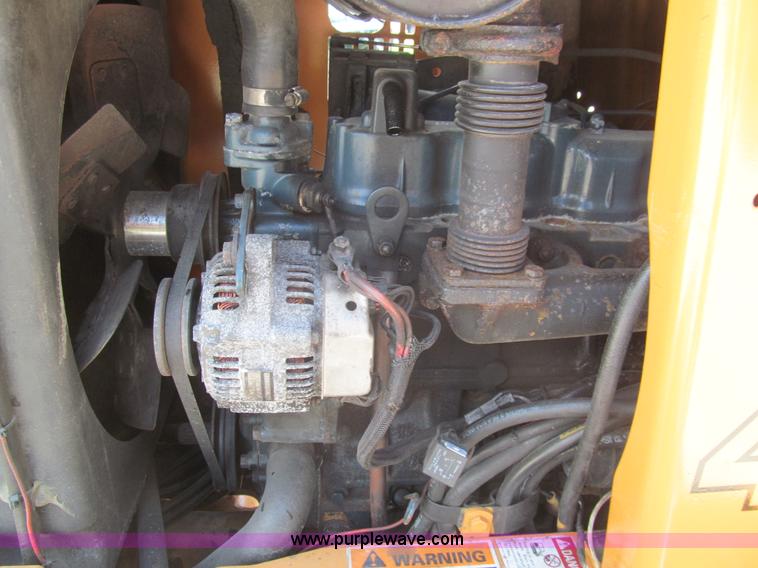 image for item H8873 2002 Case 560 trencher