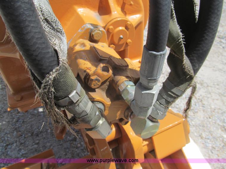 image for item H8873 2002 Case 560 trencher