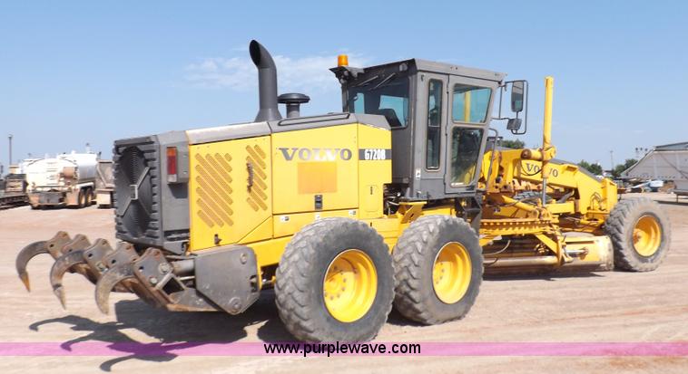 image for item H9188 2005 Volvo G720B articulated motor grader