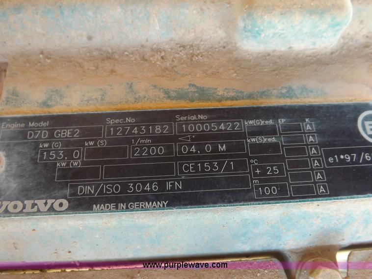 image for item H9188 2005 Volvo G720B articulated motor grader