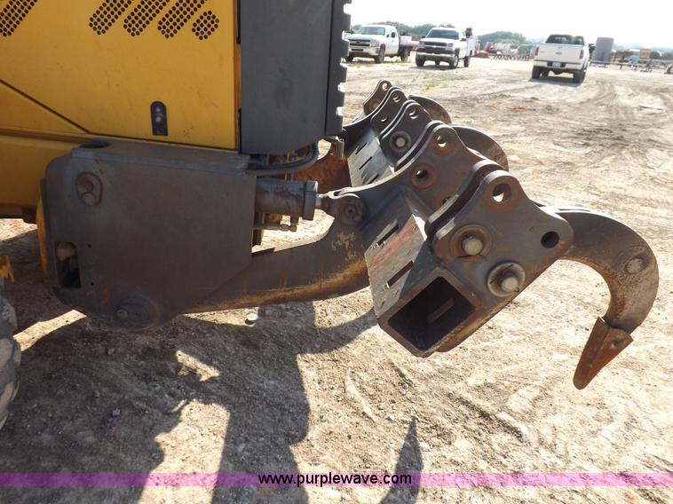 image for item H9188 2005 Volvo G720B articulated motor grader