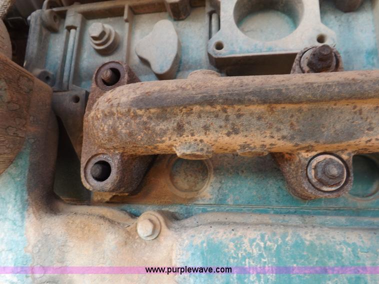 image for item H9188 2005 Volvo G720B articulated motor grader