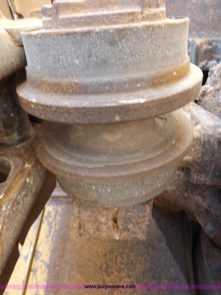 image for item H9196 2000 John Deere 850C dozer