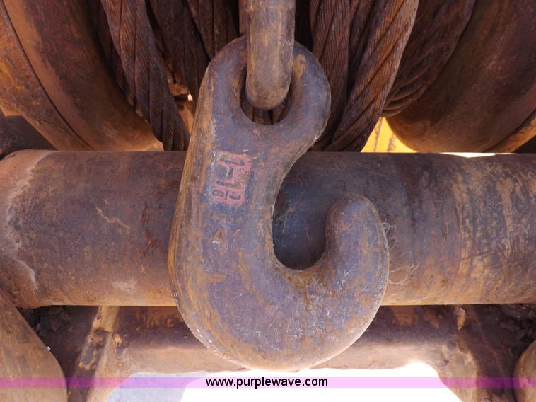 image for item H9196 2000 John Deere 850C dozer