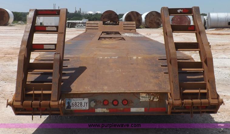 image for item H9204 2000 Atoka lowboy trailer