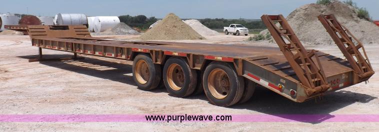 image for item H9204 2000 Atoka lowboy trailer