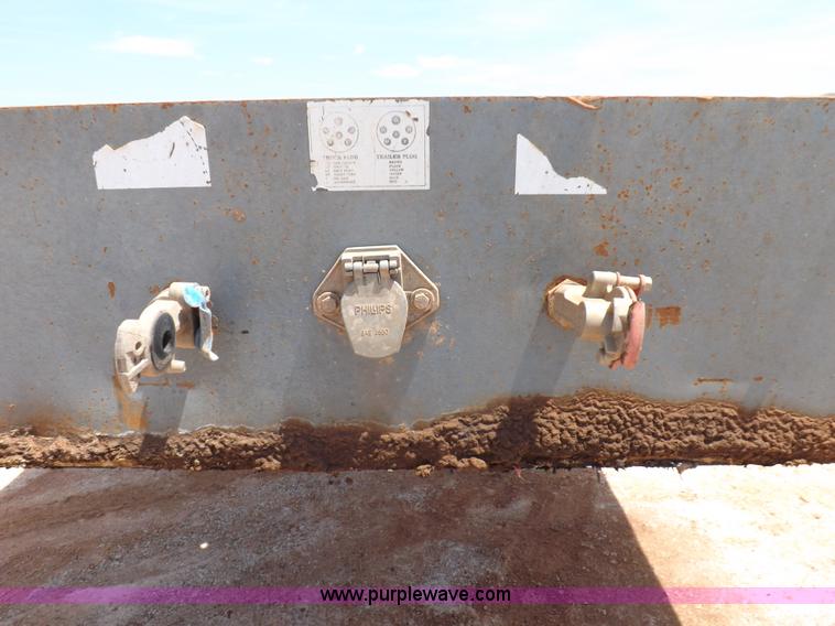 image for item H9204 2000 Atoka lowboy trailer