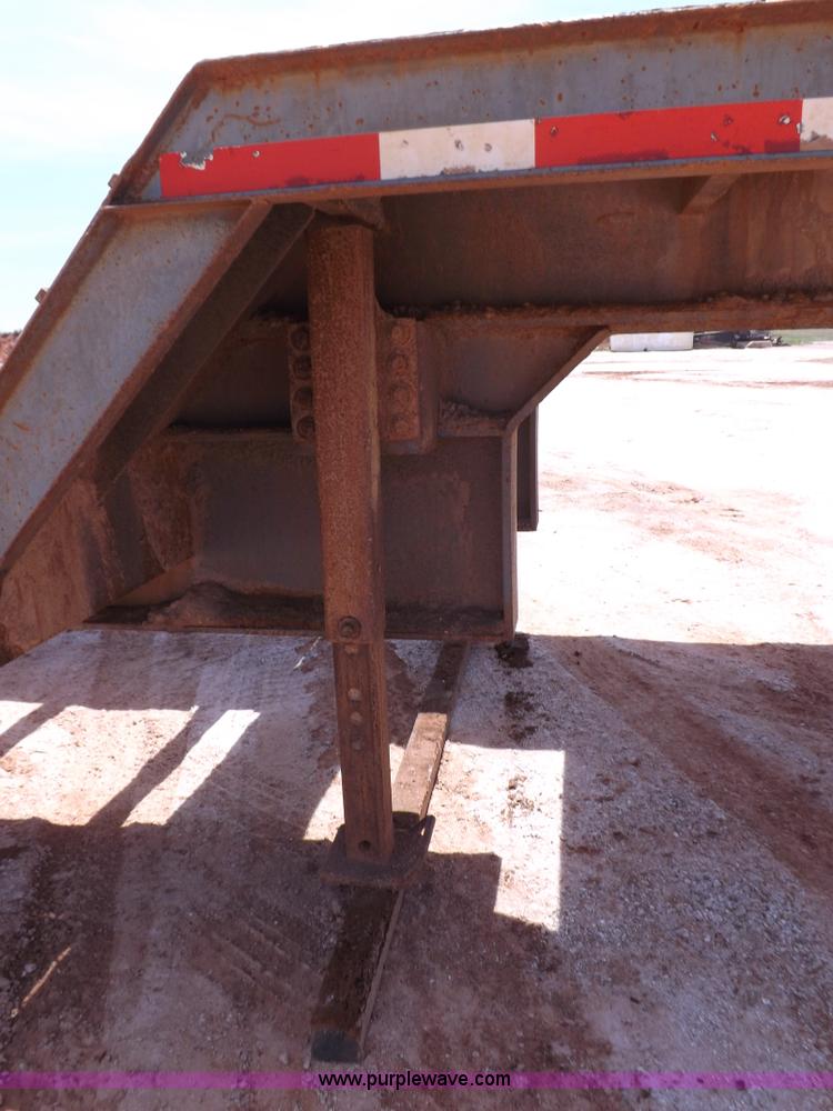 image for item H9204 2000 Atoka lowboy trailer