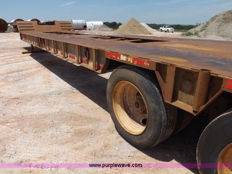 image for item H9204 2000 Atoka lowboy trailer