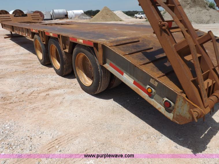 image for item H9204 2000 Atoka lowboy trailer