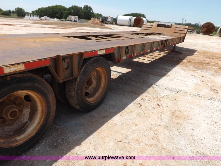 image for item H9204 2000 Atoka lowboy trailer