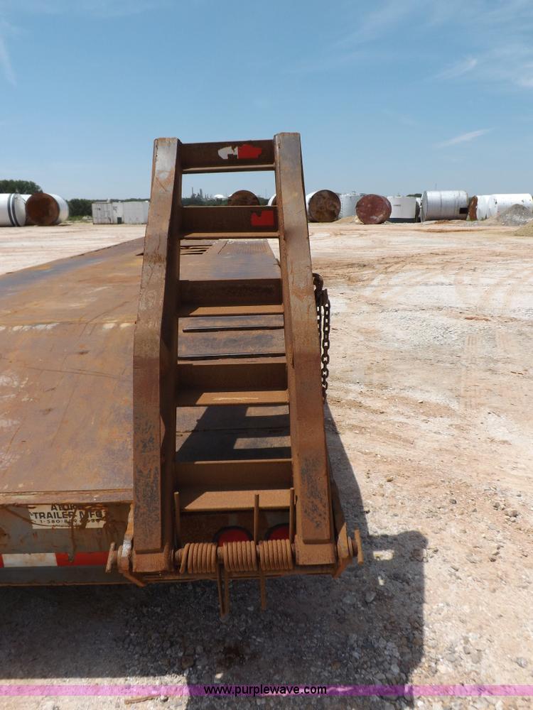 image for item H9204 2000 Atoka lowboy trailer