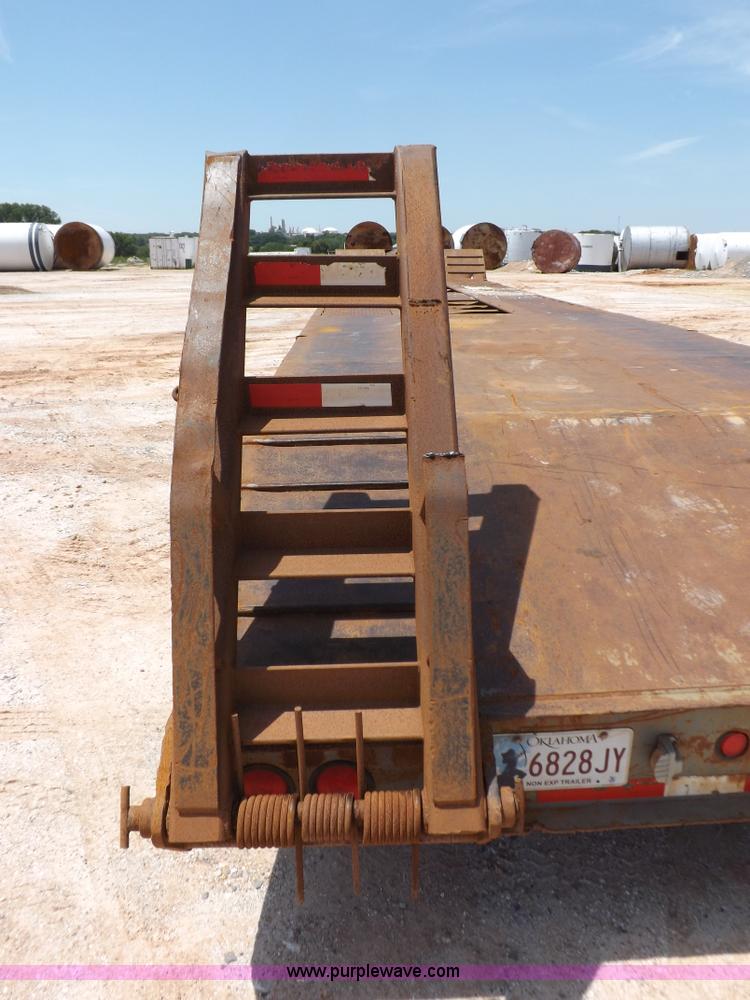 image for item H9204 2000 Atoka lowboy trailer