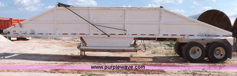 image for item H9206 1994 Corn Belt S4004 belly dump trailer