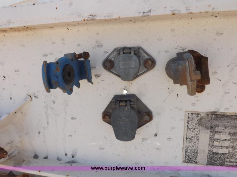 image for item H9206 1994 Corn Belt S4004 belly dump trailer