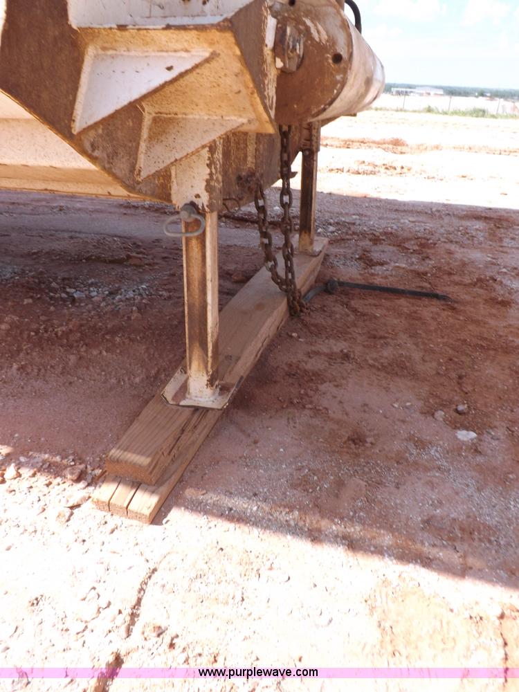 image for item H9206 1994 Corn Belt S4004 belly dump trailer