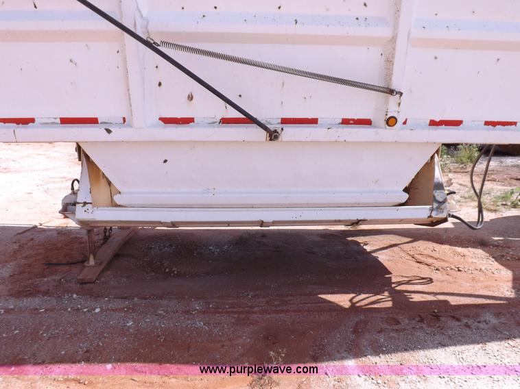 image for item H9206 1994 Corn Belt S4004 belly dump trailer