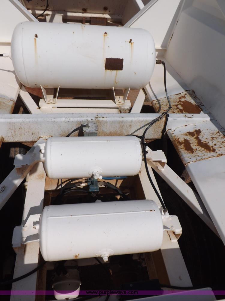 image for item H9206 1994 Corn Belt S4004 belly dump trailer