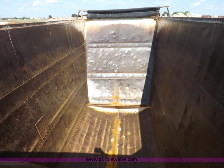 image for item H9206 1994 Corn Belt S4004 belly dump trailer