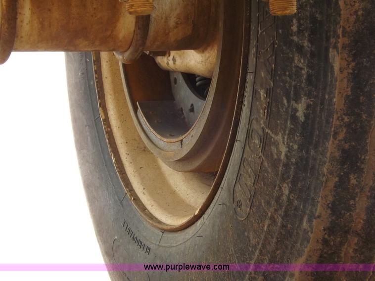 image for item H9206 1994 Corn Belt S4004 belly dump trailer