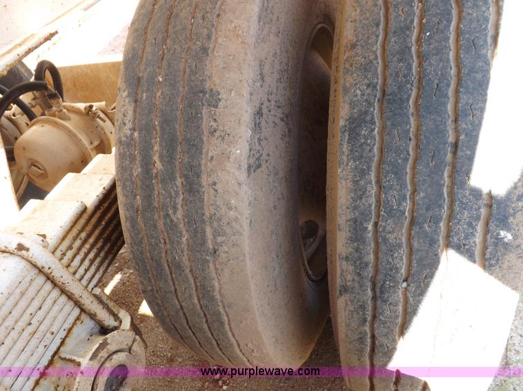 image for item H9206 1994 Corn Belt S4004 belly dump trailer