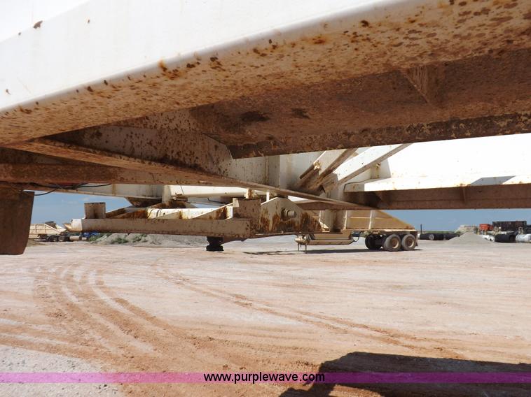 image for item H9207 2009 Corn Belt S4002 belly dump trailer