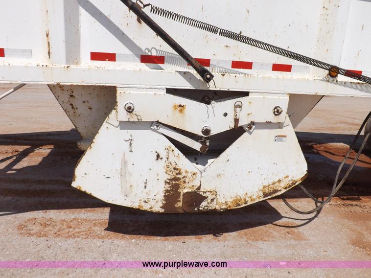 image for item H9207 2009 Corn Belt S4002 belly dump trailer